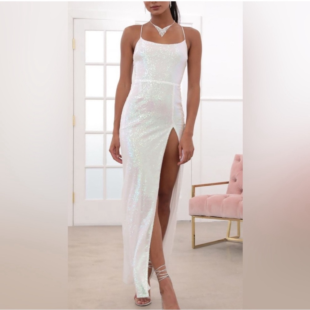 BNWT white formal gown